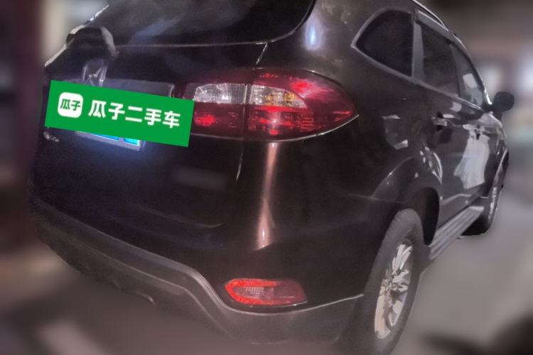 Used JMC Yusheng S350 2017 2.0T Automatic 2WD Diesel Luxury Version with Sunroof 5 Seats Rear Right 45 Deg
