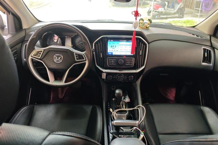 Used JMC Yusheng S350 2017 2.0T Automatic 2WD Diesel Luxury Edition 5 Seats Center Console