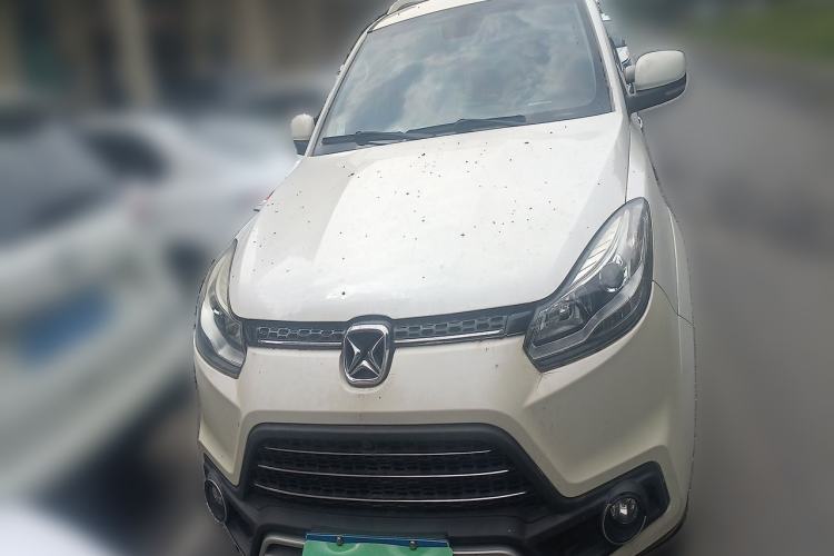 Used JMC Yusheng S350 2017 2.0T Automatic 2WD Diesel Luxury Version with Sunroof 5 Seats Front