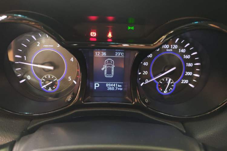 Used JMC Yusheng S350 2017 2.0T Automatic 2WD Diesel Luxury Edition 5 Seats Instrument Cluster