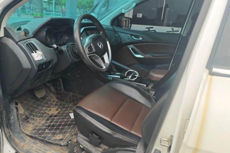 Used JMC Yusheng S350 2017 2.0T Automatic 2WD Diesel Luxury Edition 5 Seats Left Front Seat