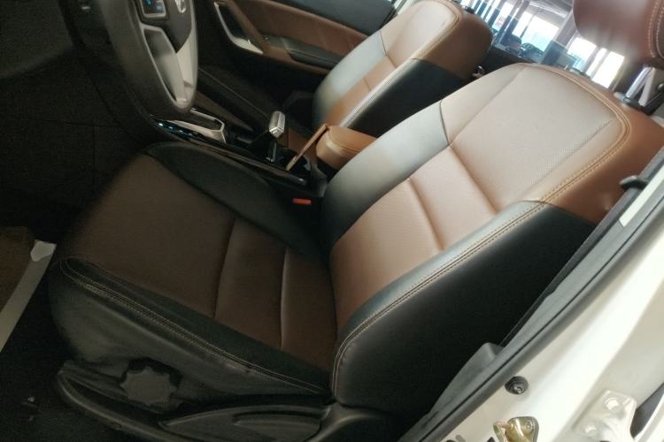 Used JMC Yusheng S350 2017 2.0T Automatic 2WD Diesel Luxury Edition 5 Seats Left Front Seat