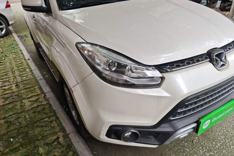 Used JMC Yusheng S350 2017 2.0T Automatic 2WD Diesel Luxury Edition 5 Seats Right Front Headlight
