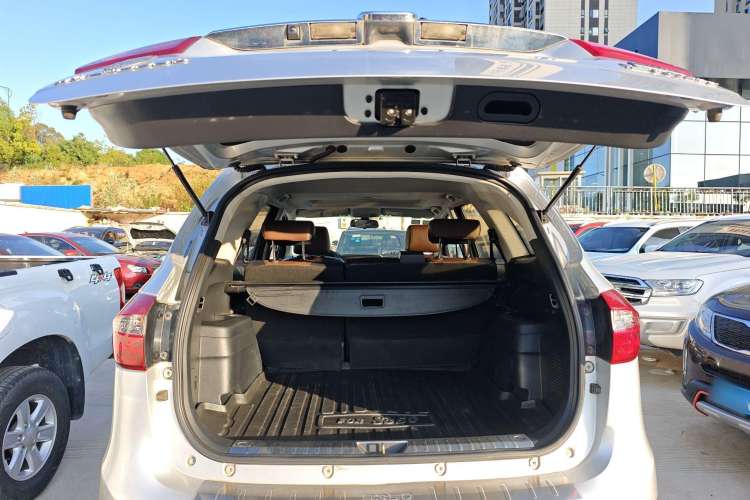 Used JMC Yusheng S350 2018 2.0T Automatic All-Wheel Drive Diesel Ultra-Luxury 5-Seater Trunk