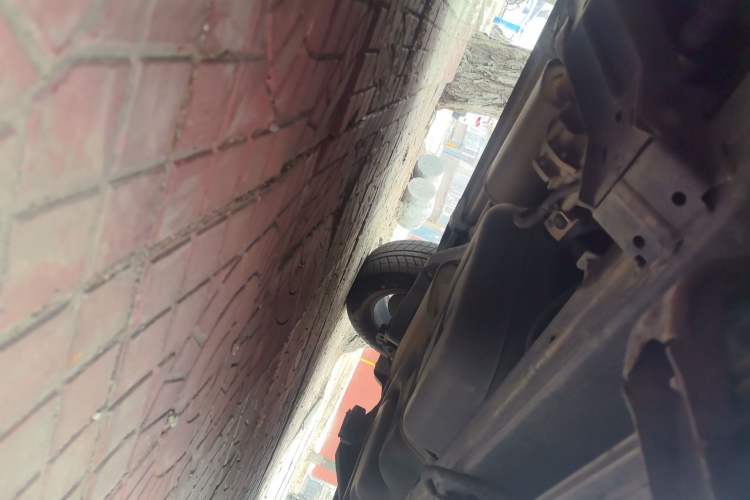 Used JMC Yusheng S350 2020 2.0T Automatic All-Wheel Drive Gasoline Comfort Edition Chassis Front Left