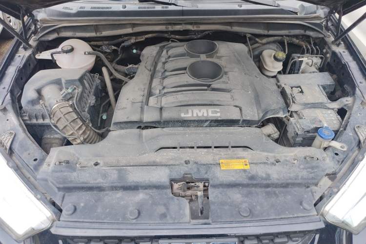 Used JMC Yusheng S350 2020 2.0T Automatic All-Wheel Drive Gasoline Comfort Edition Engine Bay