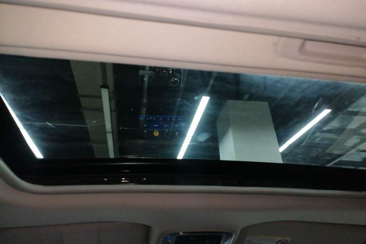 Used JMC Yusheng S350 2020 2.0T Automatic All-Wheel Drive Gasoline Comfort Edition Headliner