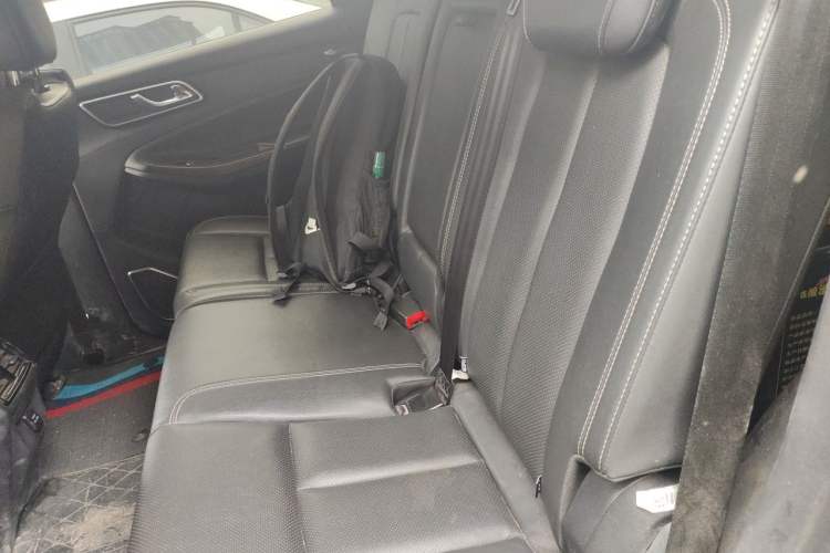 Used JMC Yusheng S350 2020 2.0T Automatic All-Wheel Drive Gasoline Comfort Edition Left Rear Seat