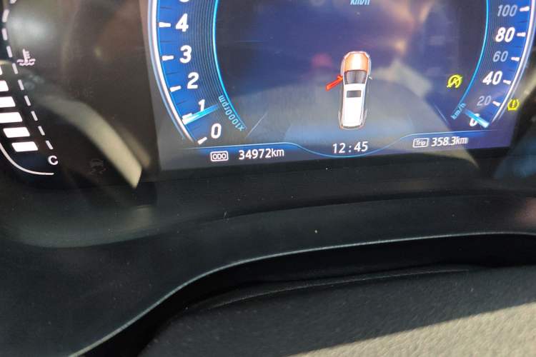 Used JMC Yusheng S350 2020 2.0T Manual 4x4 Gasoline Comfort Edition Odometer Close Up