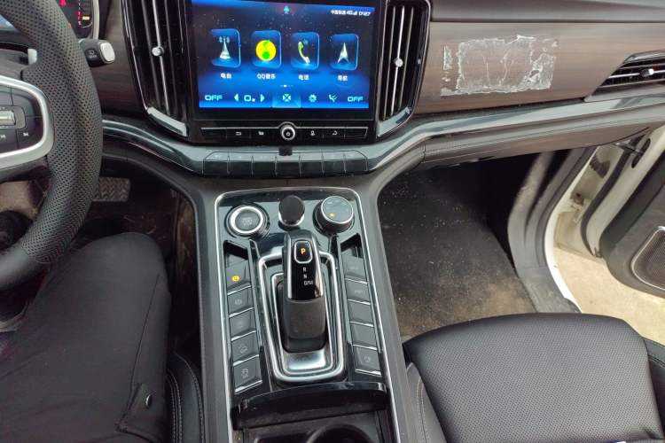 Used JMC Yusheng S350 2020 2.0T Automatic All-Wheel Drive Gasoline Comfort Edition Audio And AC Panel