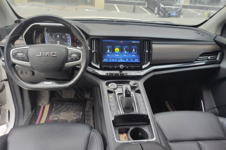 Used JMC Yusheng S350 2020 2.0T Automatic All-Wheel Drive Gasoline Comfort Edition Center Console