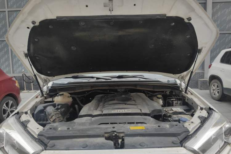 Used JMC Yusheng S350 2020 2.0T Automatic All-Wheel Drive Gasoline Comfort Edition Engine Bay