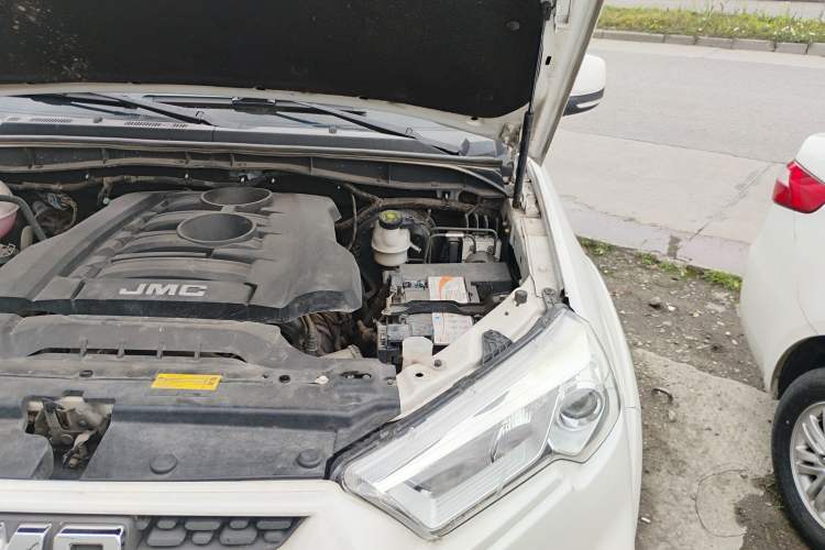 Used JMC Yusheng S350 2020 2.0T Automatic All-Wheel Drive Gasoline Comfort Edition Engine Bay Left