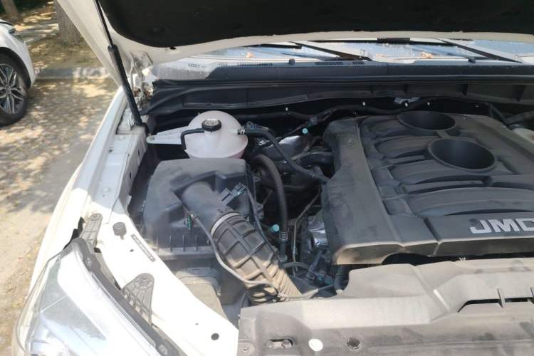 Used JMC Yusheng S350 2020 2.0T Automatic All-Wheel Drive Gasoline Comfort Edition Engine Bay Right