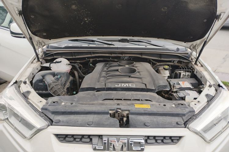 Used JMC Yusheng S350 2020 2.0T Automatic All-Wheel Drive Gasoline Comfort Edition Engine Bay