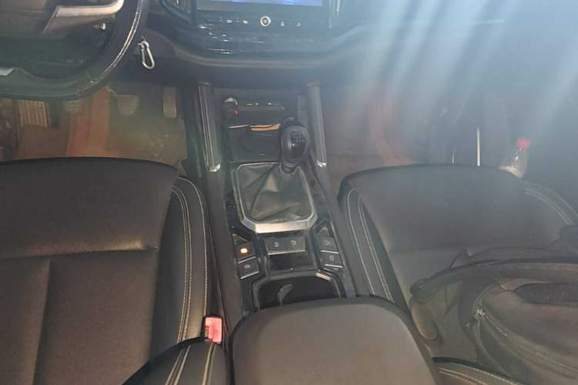 Used JMC Yusheng S350 2020 2.0T Manual 4x4 Gasoline Comfort Edition Gear Lever
