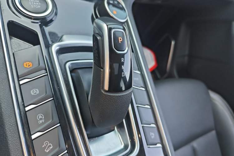 Used JMC Yusheng S350 2020 2.0T Automatic All-Wheel Drive Gasoline Comfort Edition Gear Lever