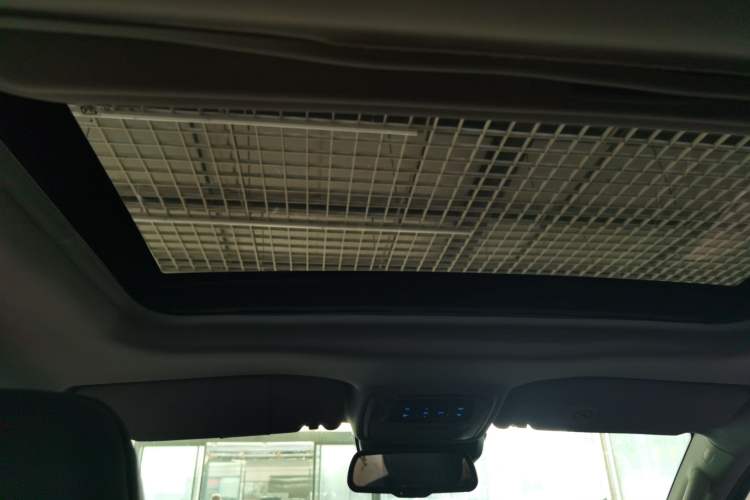 Used JMC Yusheng S350 2020 2.0T Automatic All-Wheel Drive Gasoline Comfort Edition Headliner