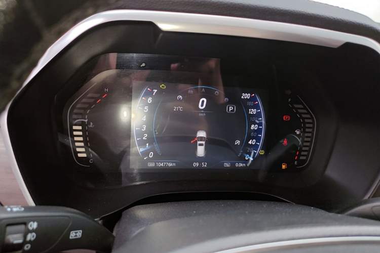 Used JMC Yusheng S350 2020 2.0T Automatic All-Wheel Drive Gasoline Comfort Edition Instrument Cluster