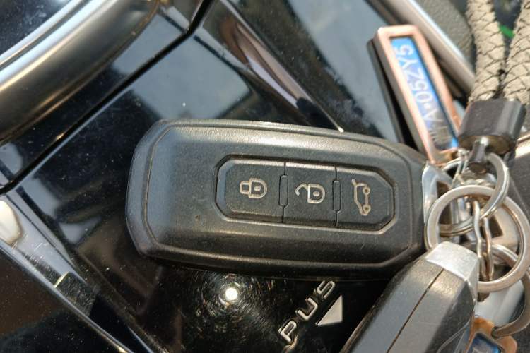 Used JMC Yusheng S350 2020 2.0T Automatic All-Wheel Drive Diesel Comfort Edition Interior 1