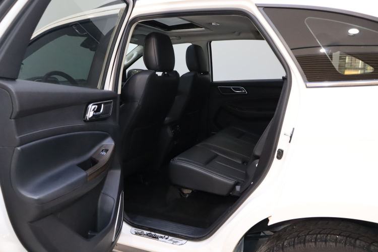 Used JMC Yusheng S350 2020 2.0T Automatic All-Wheel Drive Gasoline Comfort Edition Interior 2