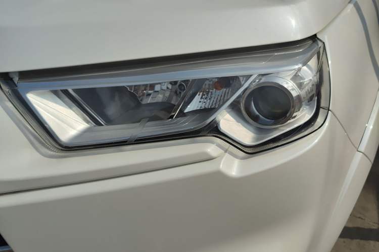 Used JMC Yusheng S350 2020 2.0T Automatic All-Wheel Drive Gasoline Comfort Edition Left Front Headlight