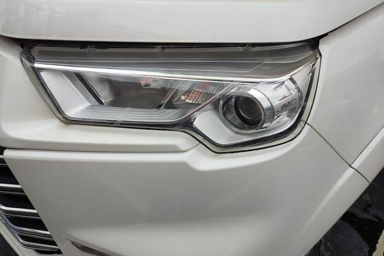 Used JMC Yusheng S350 2020 2.0T Automatic All-Wheel Drive Gasoline Comfort Edition Left Front Headlight