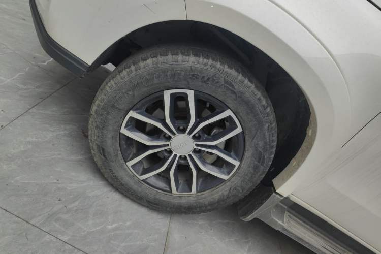 Used JMC Yusheng S350 2020 2.0T Automatic All-Wheel Drive Gasoline Comfort Edition Left Front Wheel Hub