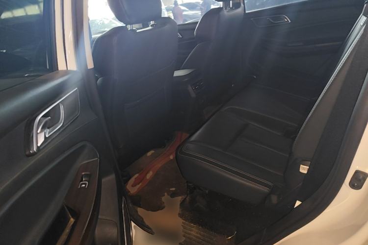 Used JMC Yusheng S350 2020 2.0T Manual 4x4 Gasoline Comfort Edition Left Rear Seat