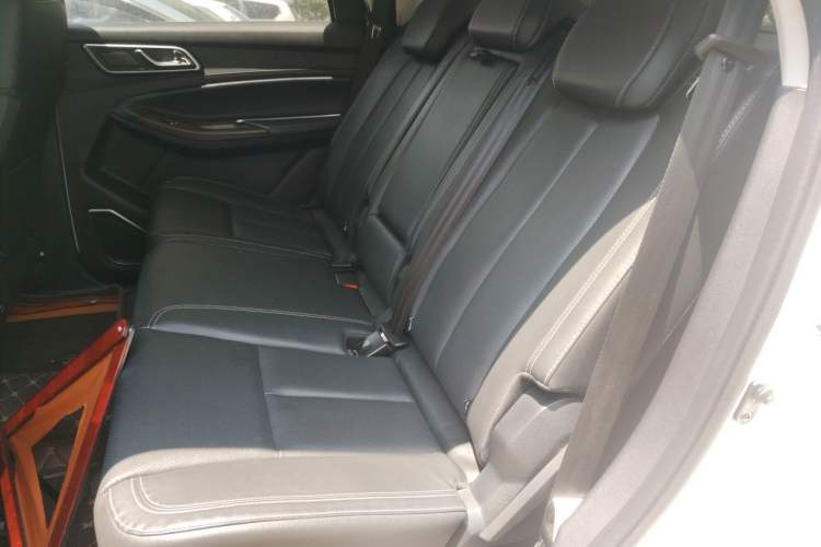 Used JMC Yusheng S350 2020 2.0T Automatic All-Wheel Drive Gasoline Comfort Edition Left Rear Seat