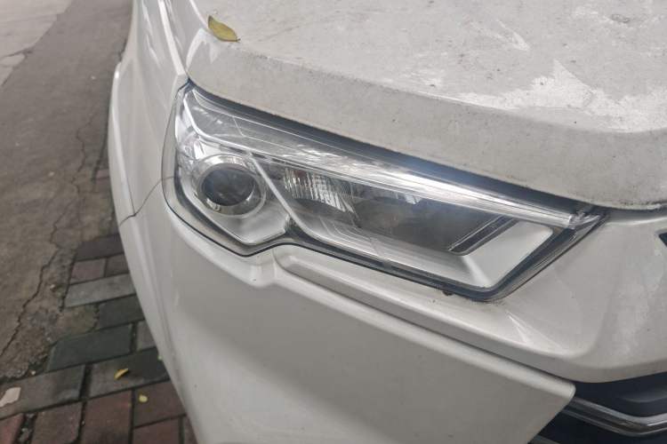 Used JMC Yusheng S350 2020 2.0T Automatic All-Wheel Drive Gasoline Comfort Edition Right Front Headlight
