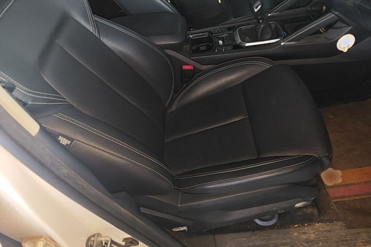Used JMC Yusheng S350 2020 2.0T Manual 4x4 Gasoline Comfort Edition Right Front Seat
