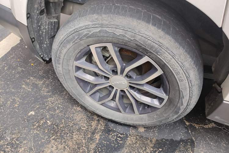 Used JMC Yusheng S350 2020 2.0T Automatic All-Wheel Drive Gasoline Comfort Edition Right Rear Wheel Hub