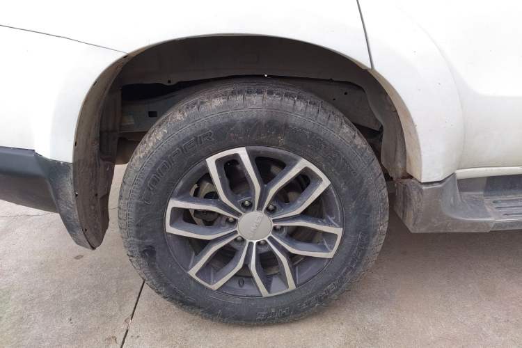 Used JMC Yusheng S350 2020 2.0T Automatic All-Wheel Drive Gasoline Comfort Edition Right Rear Wheel Hub
