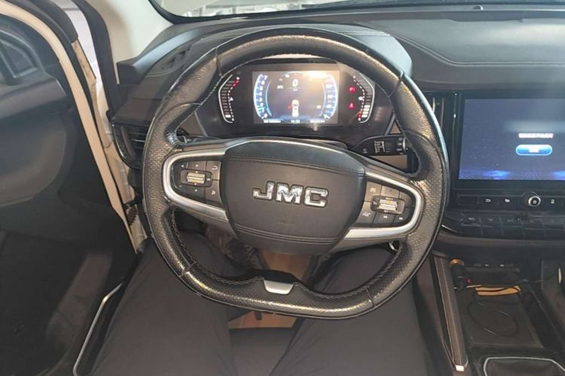 Used JMC Yusheng S350 2020 2.0T Manual 4x4 Gasoline Comfort Edition Steering Wheel