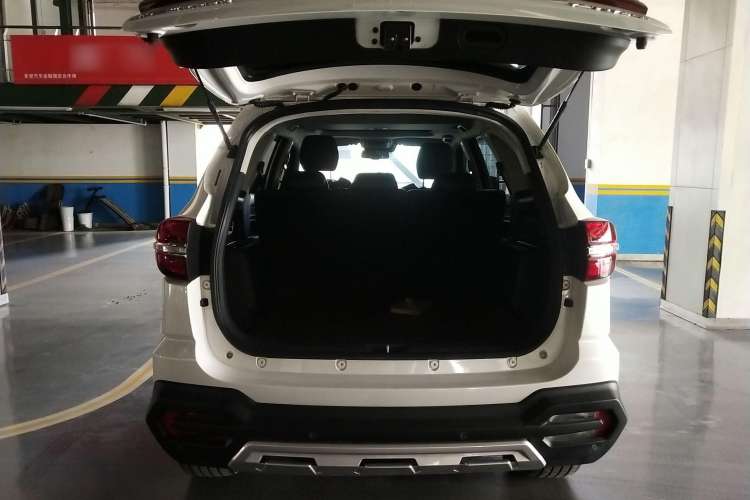 Used JMC Yusheng S350 2020 2.0T Automatic Two-Wheel Drive Gasoline Comfort Edition Trunk