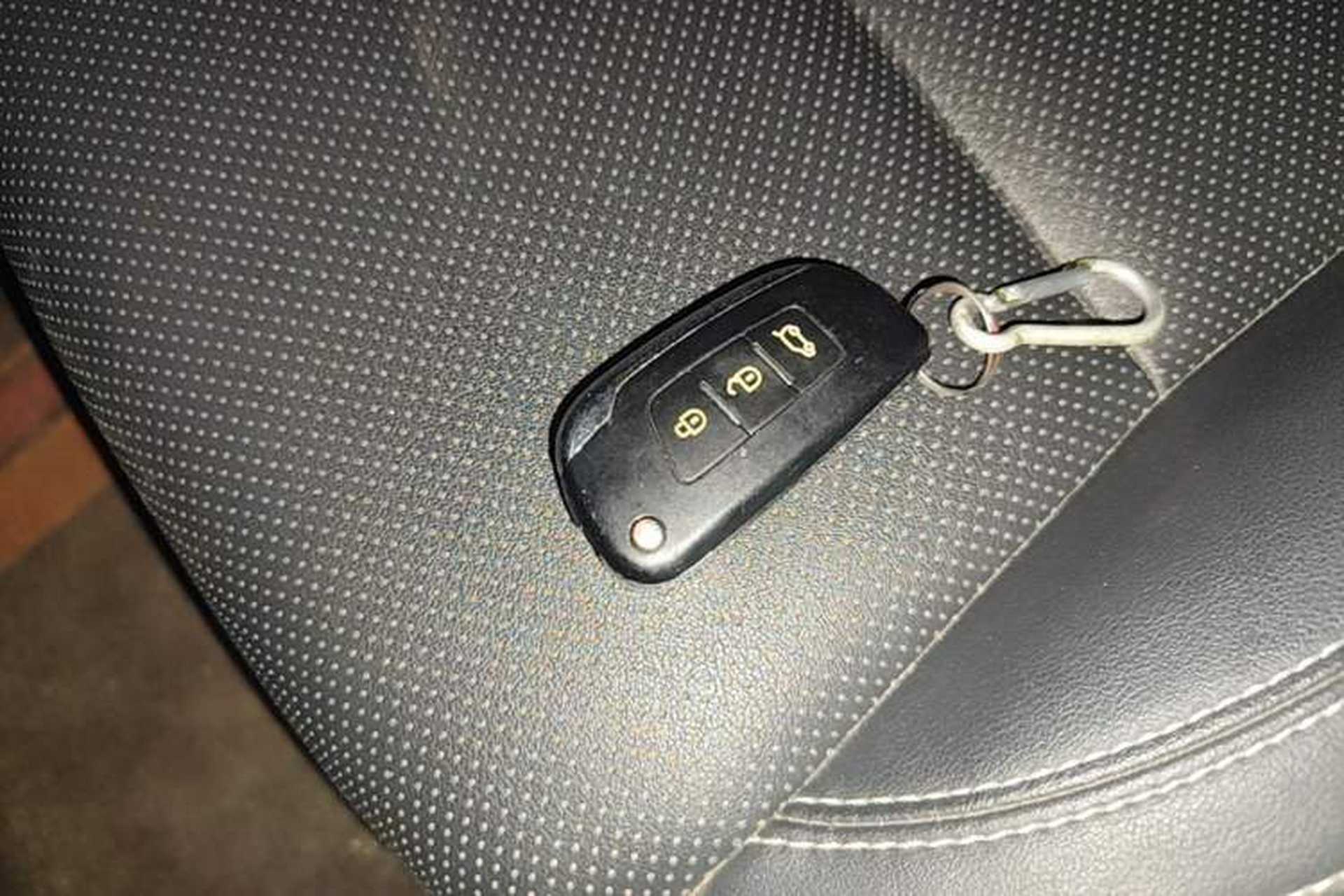 Used JMC Yusheng S350 2020 2.0T Manual 4x4 Gasoline Comfort Edition Vehicle Key