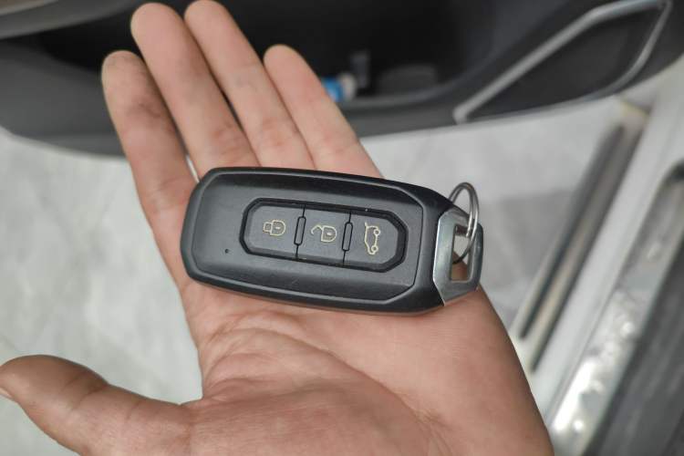 Used JMC Yusheng S350 2020 2.0T Automatic All-Wheel Drive Gasoline Comfort Edition Vehicle Key