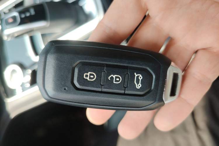 Used JMC Yusheng S350 2020 2.0T Automatic All-Wheel Drive Gasoline Comfort Edition Vehicle Key