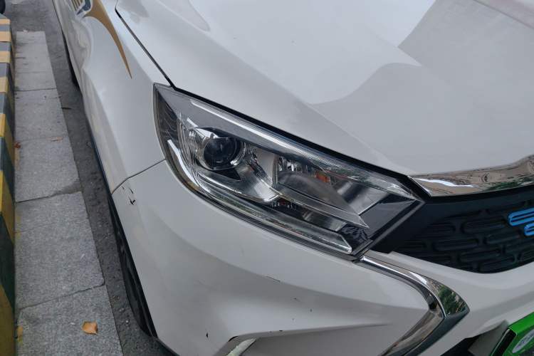 Used JMEV 2018 Comfort Edition Right Front Headlight