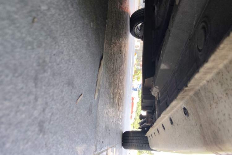 Used JMEV E100B 2016 E100 Standard Model Chassis Front Left