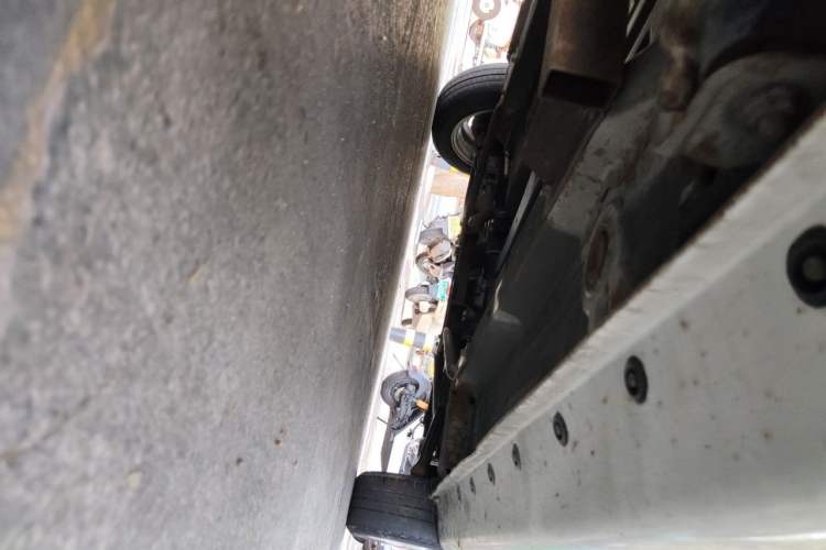 Used JMEV E100B 2016 E100 Standard Model Chassis Rear Right