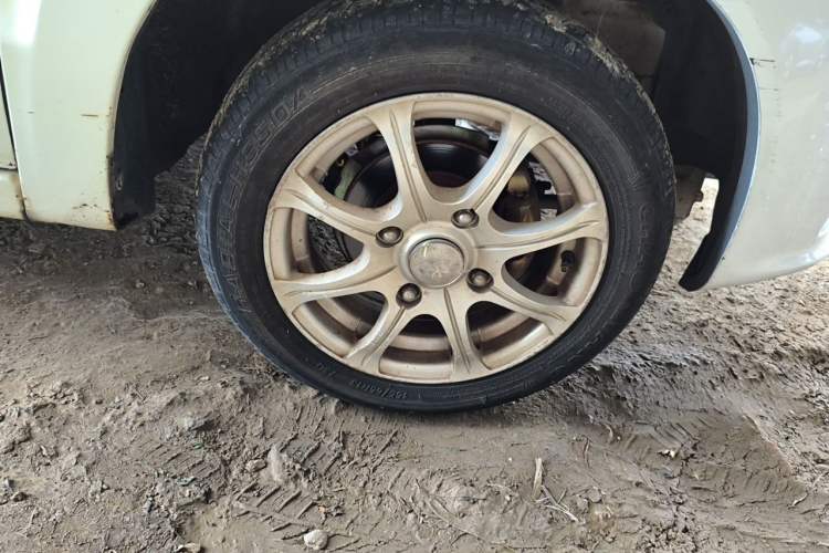Used JMEV E100B 2016 E100 Standard Model Right Front Wheel Hub