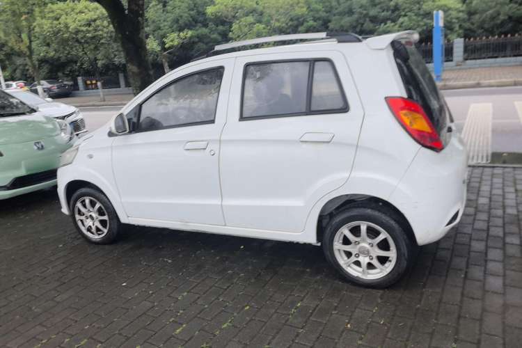 Used JMEV E100B 2018 E100B Comfort Model Exterior 5