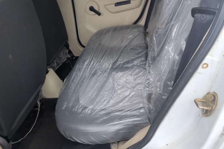Used JMEV E100B 2018 E100B Comfort Model Interior 1