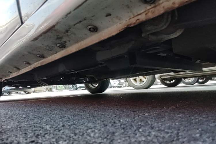 Used JMEV E160 2017 E160 Standard Model Chassis Rear Left