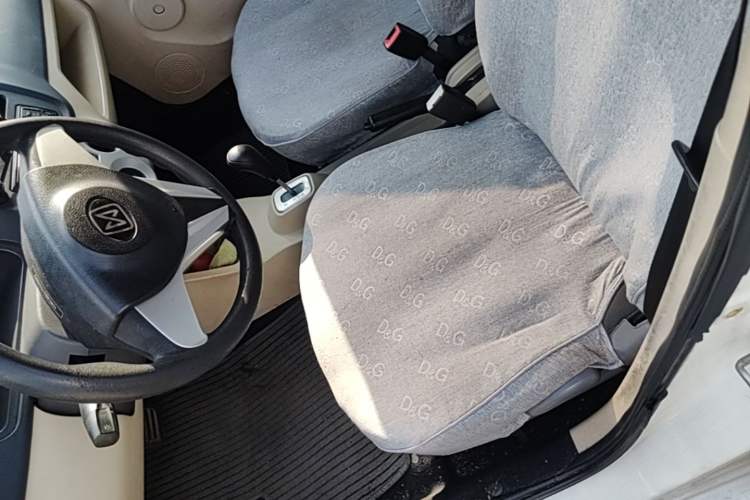 Used JMEV E160 2017 E160 Standard Model Left Front Seat