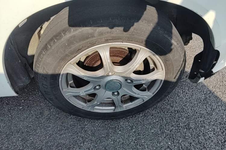 Used JMEV E160 2017 E160 Standard Model Right Front Wheel Hub