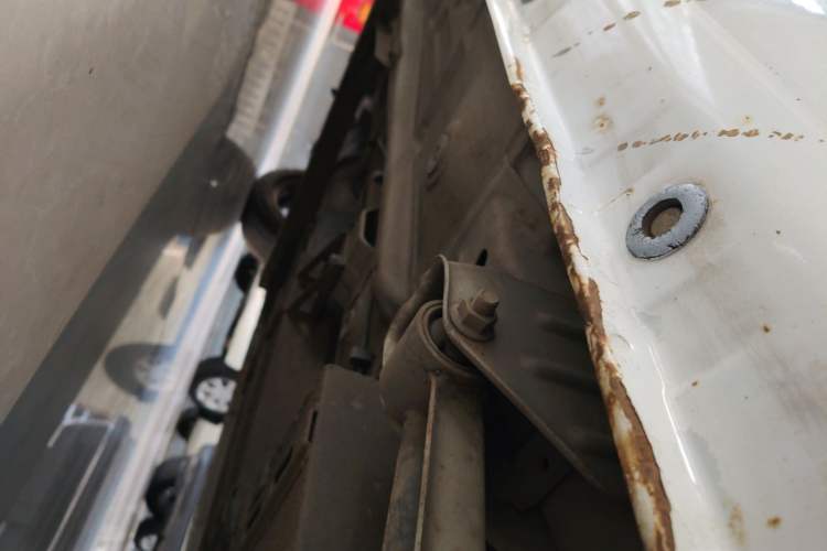 Used JMEV E200L 2018 E200L Standard Model (250 km) Chassis Rear Left