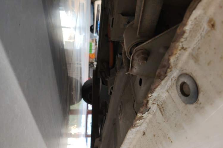 Used JMEV E200L 2018 E200L Standard Model (250 km) Chassis Rear Right